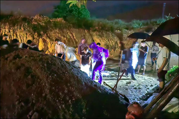 หลายพื้นที่ในจีนเกิดอุทกภัย