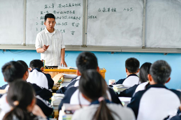 ความผูกพันระหว่างหนุ่มกุ้ยโจวกับวัฒนธรรมชา