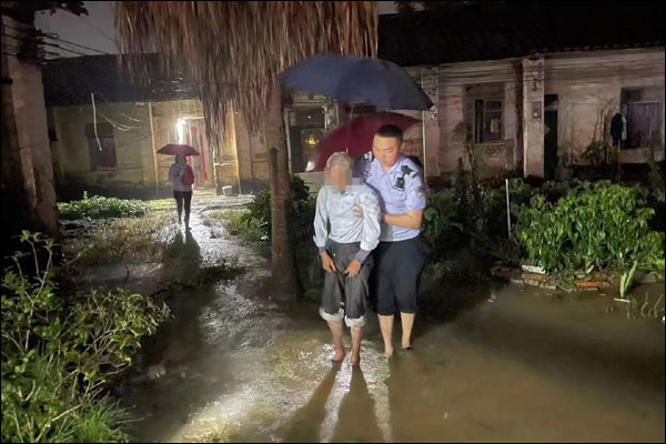 หลายพื้นที่ในจีนเกิดอุทกภัย