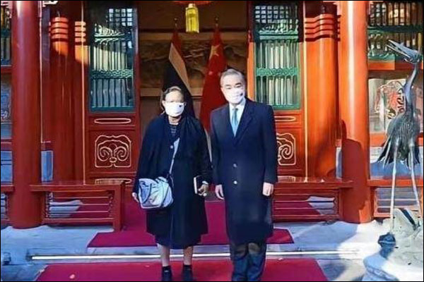 มนตรีแห่งรัฐของจีนเข้าเฝ้าสมเด็จพระกนิษฐาธิราชเจ้า กรมสมเด็จพระเทพรัตนราชสุดาฯ สยามบรมราชกุมารี