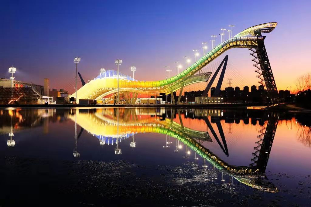 สกีฟรีสไตล์“การเต้นรำกลางอากาศ”