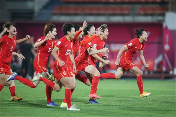 จีนดวลจุดโทษเฉือนชนะญี่ปุ่นผ่านเข้ารอบชิงชนะเลิศฟุตบอลหญิงเอเชียนคัพ