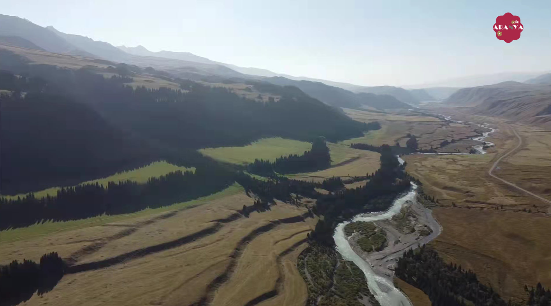 แกลเรอรีร้อยลี้ตามทางหลวงตู๋คู่ ขุยถุน ซินเจียง