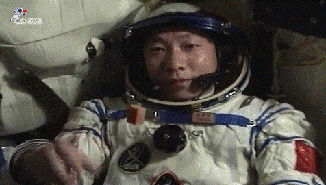 บันทึกชีวิตในอวกาศ :“อาหารการกิน”ของนักบินอวกาศจีน