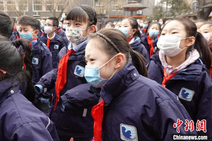 โรงเรียนประถม-มัธยมในซีอานเปิดเทอมแล้ว