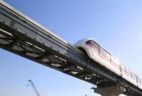 รถไฟฟ้ารางเดี่ยวไร้คนขับสายแรกของจีนเปิดให้บริการในเมืองอู๋หู มณฑลอันฮุย