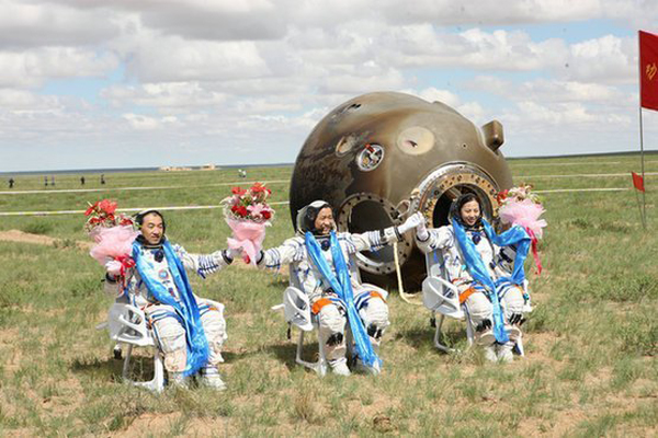 เรื่องราวของ“หวัง ย่าผิง”นักบินอวกาศหญิงจีน